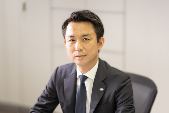 営業グループ　本間　俊雄