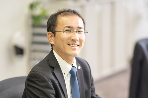 営業グループ　廣瀬　智